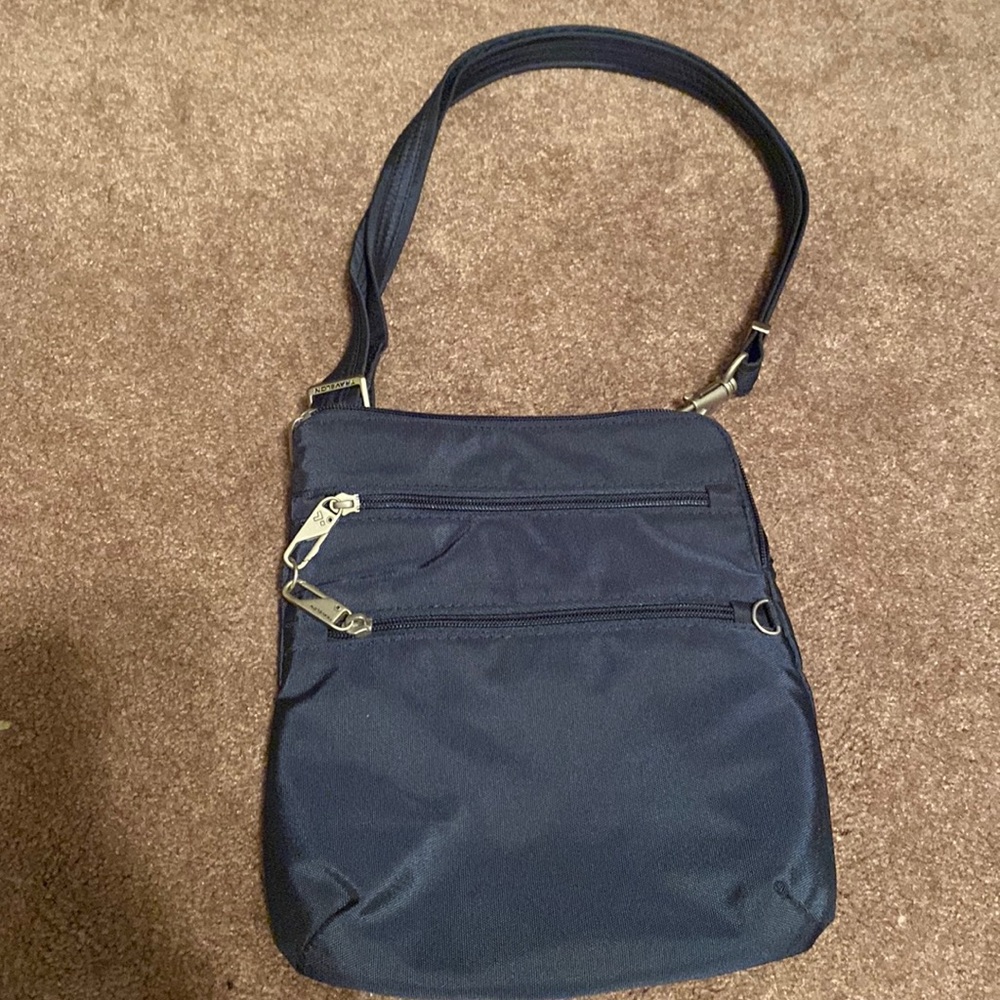 Travelon Anti-theft Travel Bag